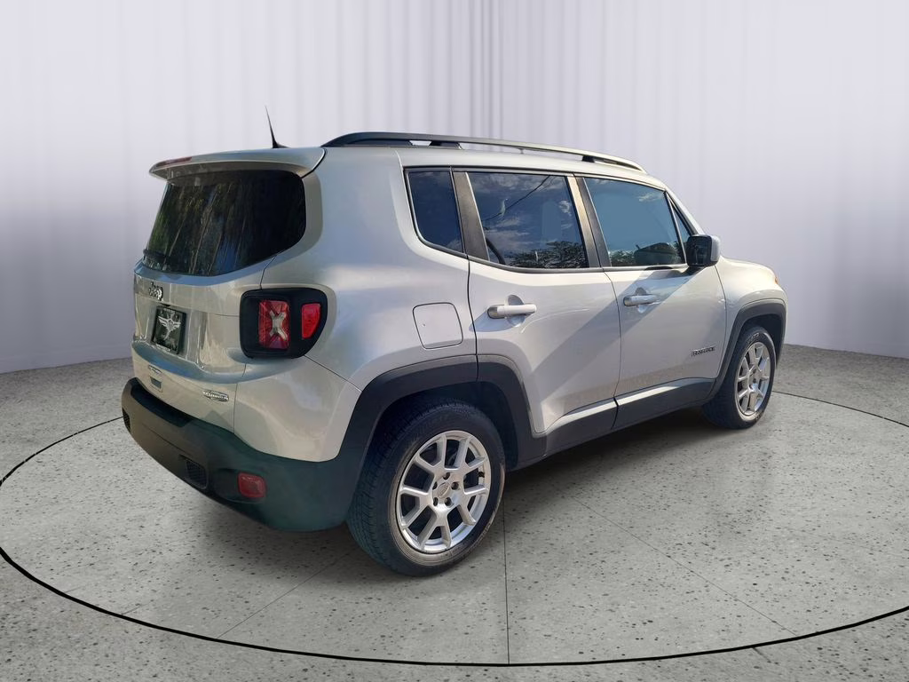 2021 Glacier Metallic Clearcoat Jeep Renegade Latitude FWD SUV