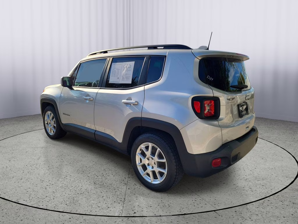 2021 Glacier Metallic Clearcoat Jeep Renegade Latitude FWD SUV
