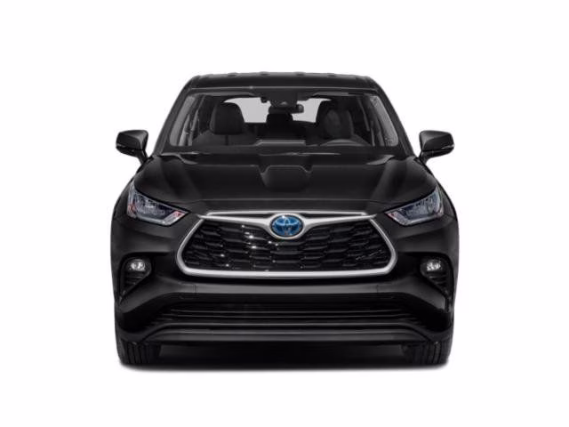 2022 Celestial Silver Metallic Toyota Highlander Hybrid XLE AWD SUV