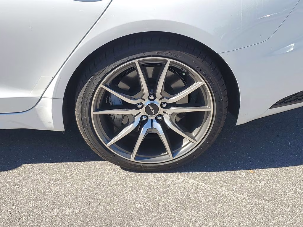 2025 Uyuni White Genesis G70 2.5T Certified RWD Sedan