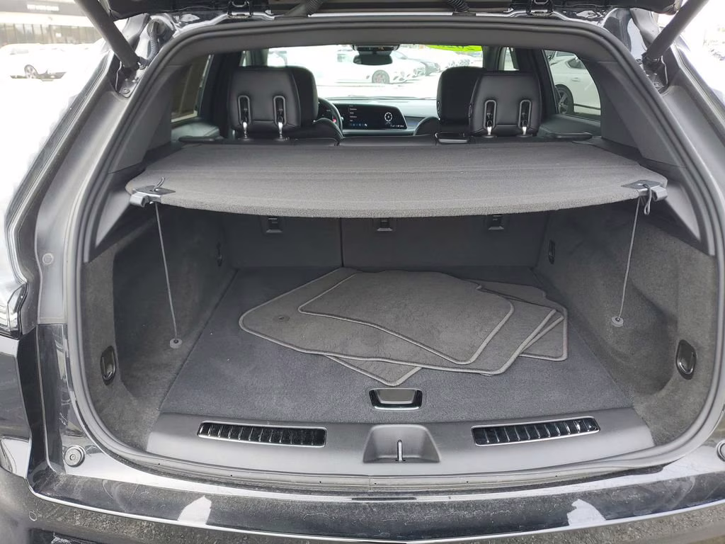 2025 Stellar Black Metallic Cadillac XT4 FWD Sport FWD SUV