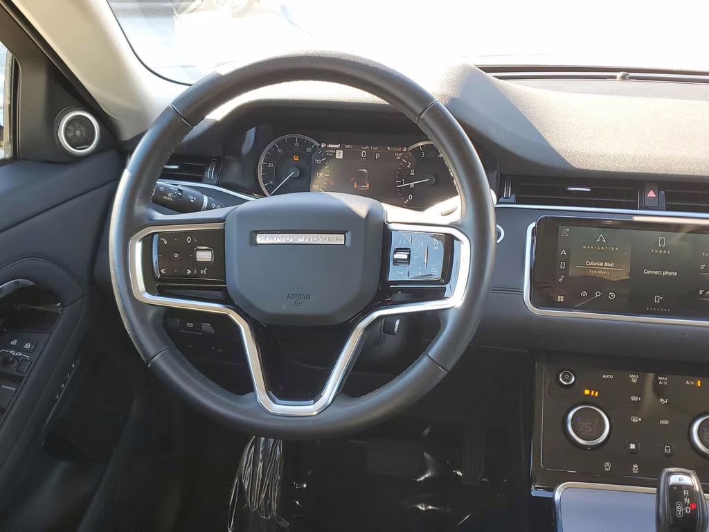 2023 Seoul Pearl Silver Metallic Land Rover Range Rover Evoque SE AWD SUV