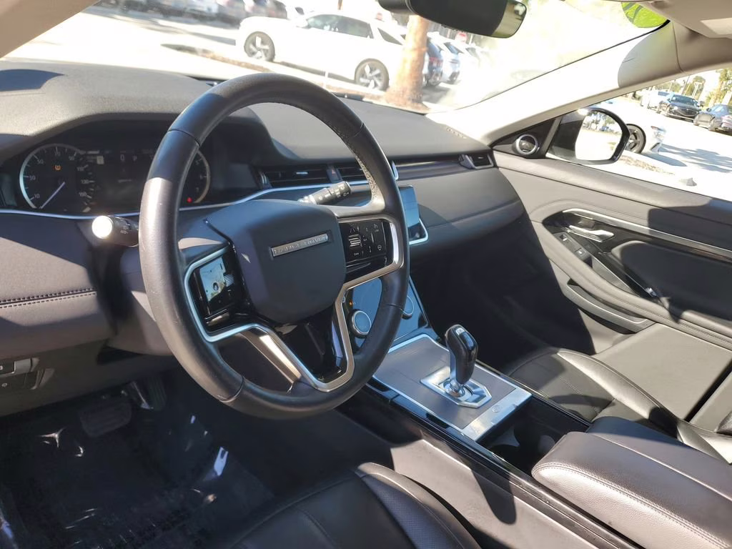 2023 Seoul Pearl Silver Metallic Land Rover Range Rover Evoque SE AWD SUV