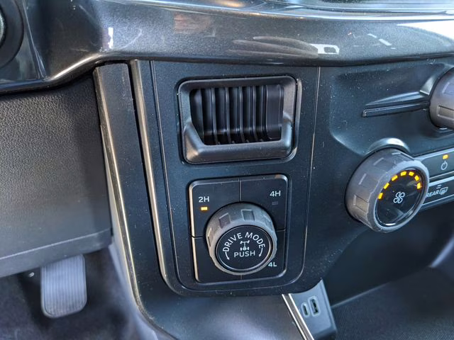 2026 Oxford White Ford F-150 STX 4X4 Truck