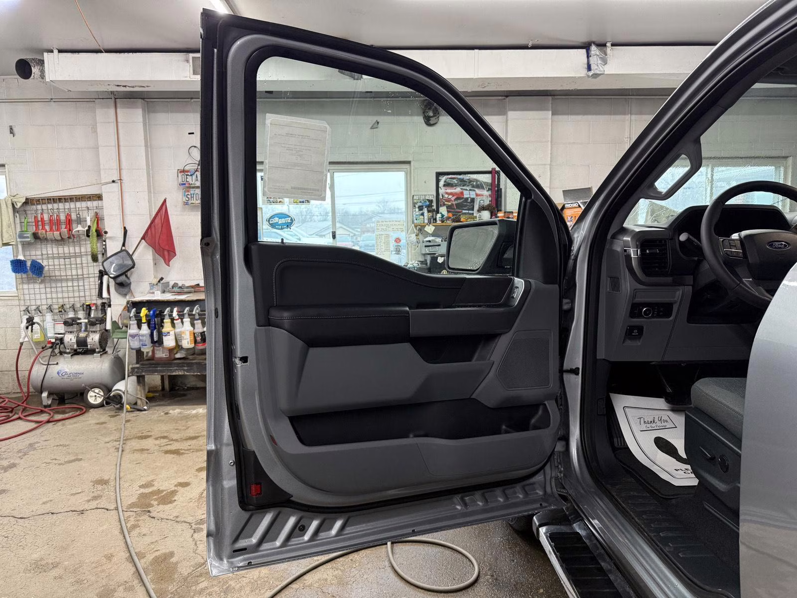 2026 Iconic Silver Metallic Ford F-150 XLT 4X4 Truck