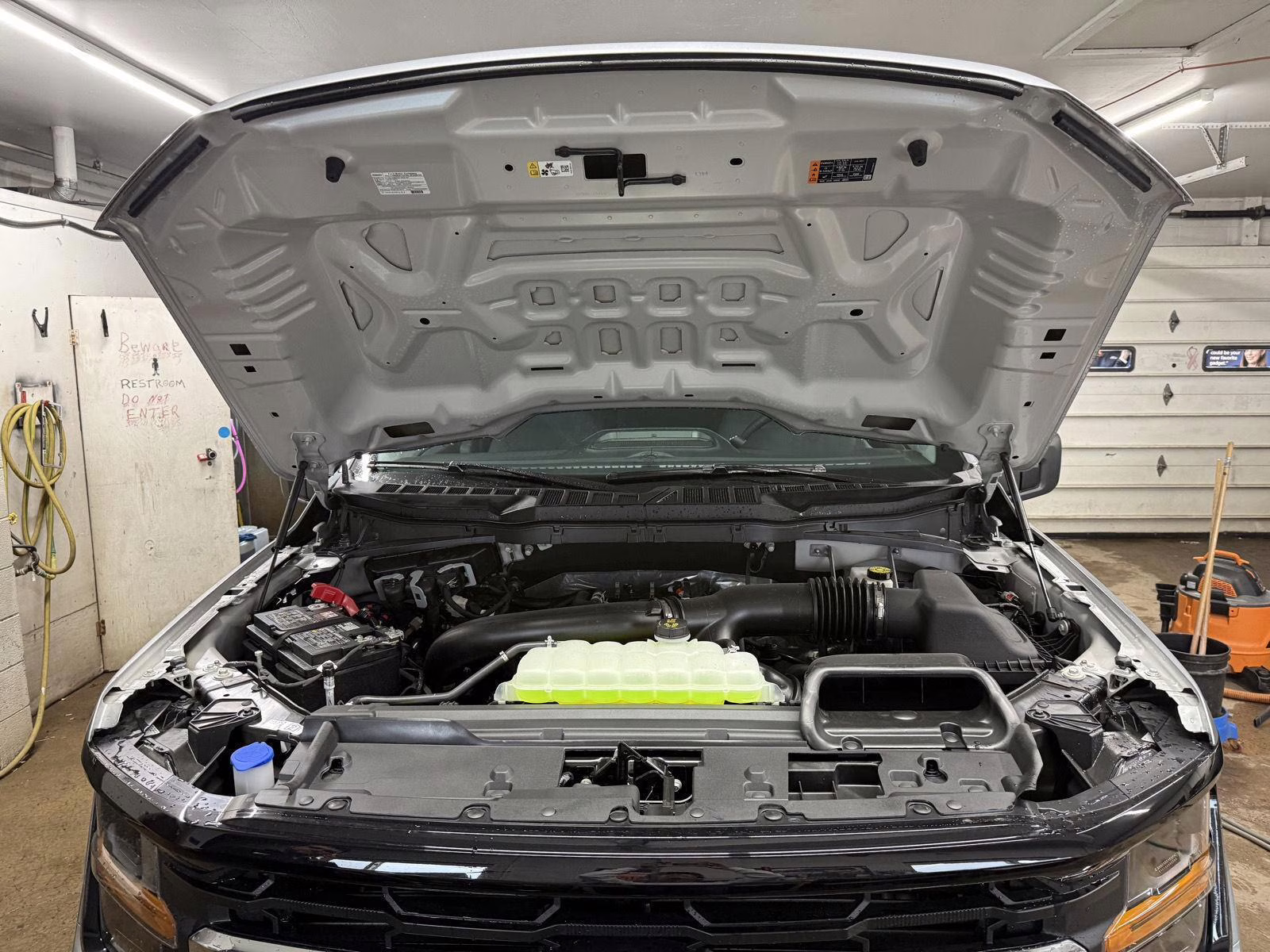 2026 Iconic Silver Metallic Ford F-150 XLT 4X4 Truck