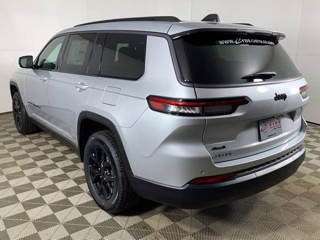 2026 Silver Zynith Jeep Grand Cherokee L Altitude 4X4 SUV