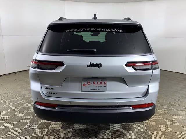 2026 Silver Zynith Jeep Grand Cherokee L Altitude 4X4 SUV