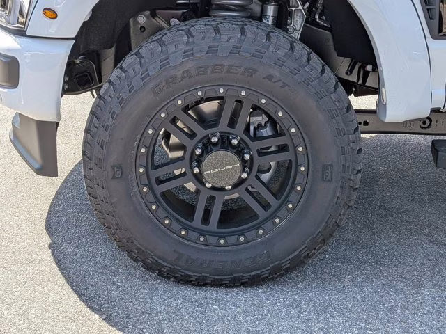 2026 Oxford White Ford Super Duty F-250 SRW Roush 4X4 Truck