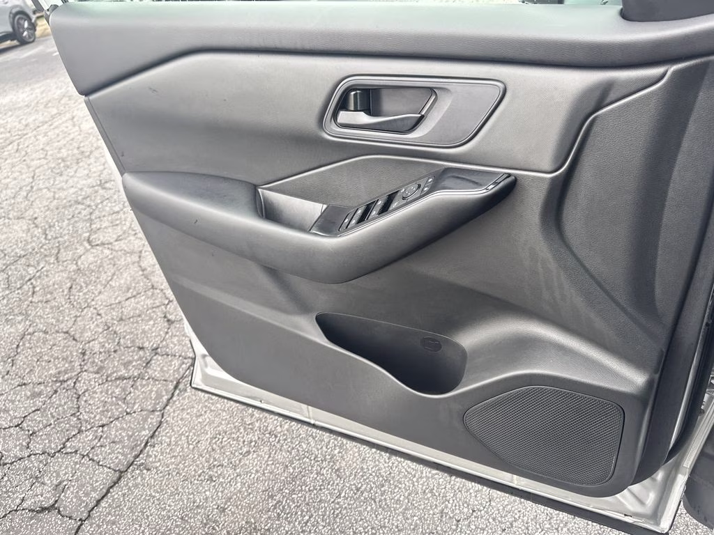 2025 Brilliant Silver Metallic Nissan Rogue S AWD SUV