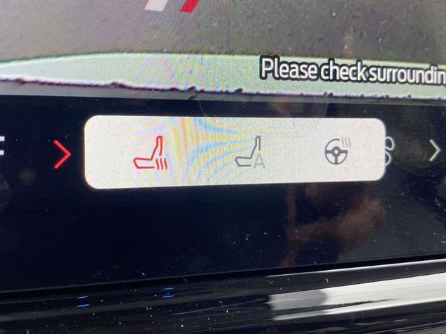 2025 Star White Metallic Tri-Coat Ford Expedition Active 4X4 SUV