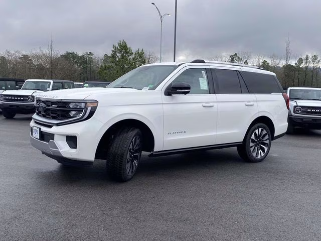 2025 Star White Metallic Tri-Coat Ford Expedition Platinum 4X4 SUV