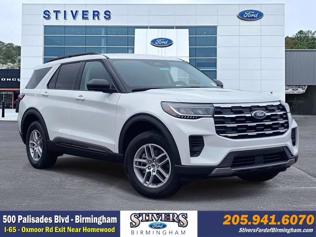 2026 White Metallic Ford Explorer Active 4X4 SUV