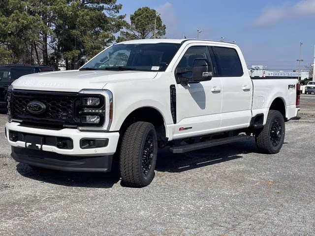 2026 White Metallic Ford Super Duty F-250 SRW Lariat 4X4 Truck