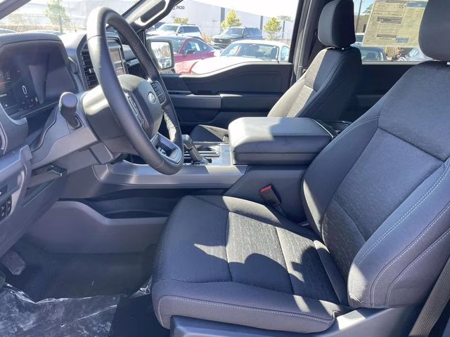 2026 Avalanche Ford F-150 XLT 4X4 Truck