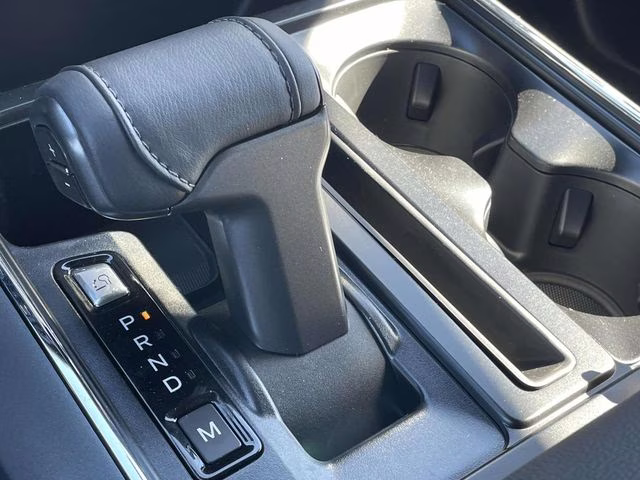 2026 Avalanche Ford F-150 XLT 4X4 Truck