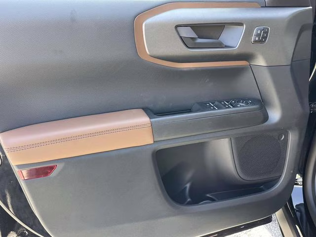 2026 Shadow Black Ford Bronco Sport Outer Banks 4X4 SUV