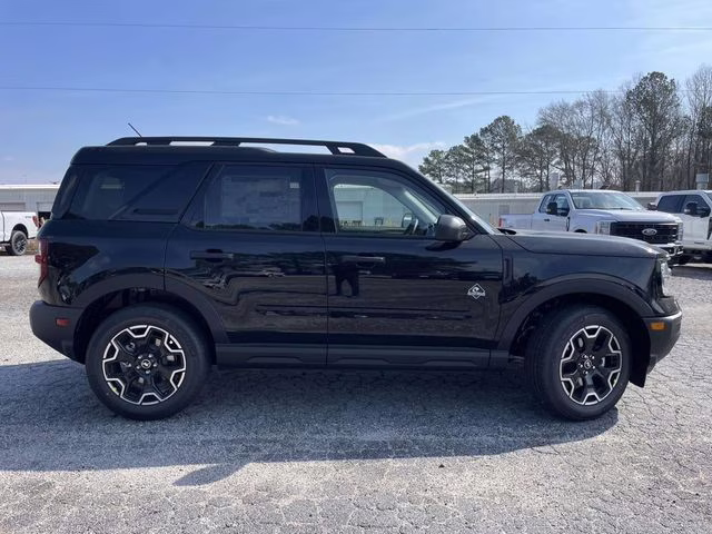 2026 Shadow Black Ford Bronco Sport Outer Banks 4X4 SUV