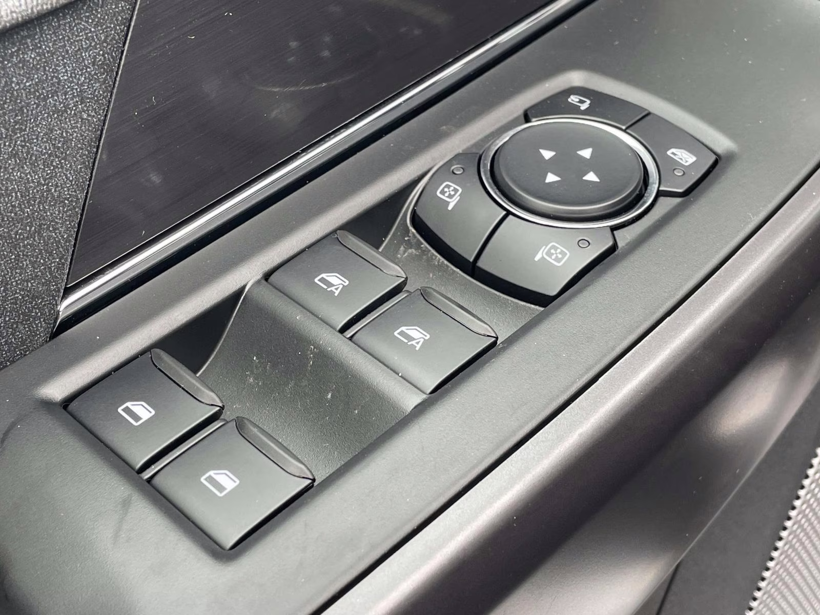 2026 Oxford White Ford F-150 Lariat 4X4 Truck