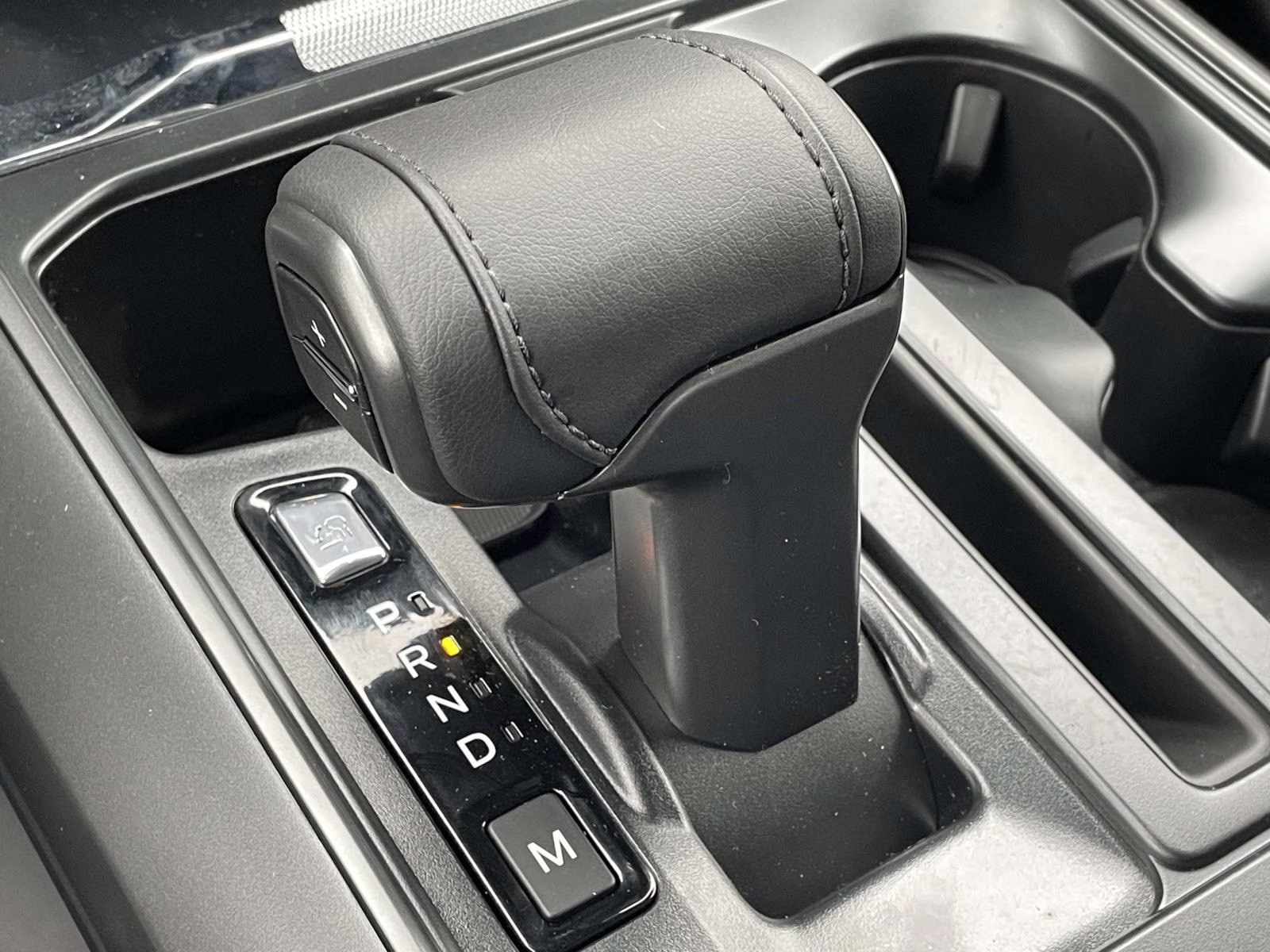 2026 Oxford White Ford F-150 Lariat 4X4 Truck