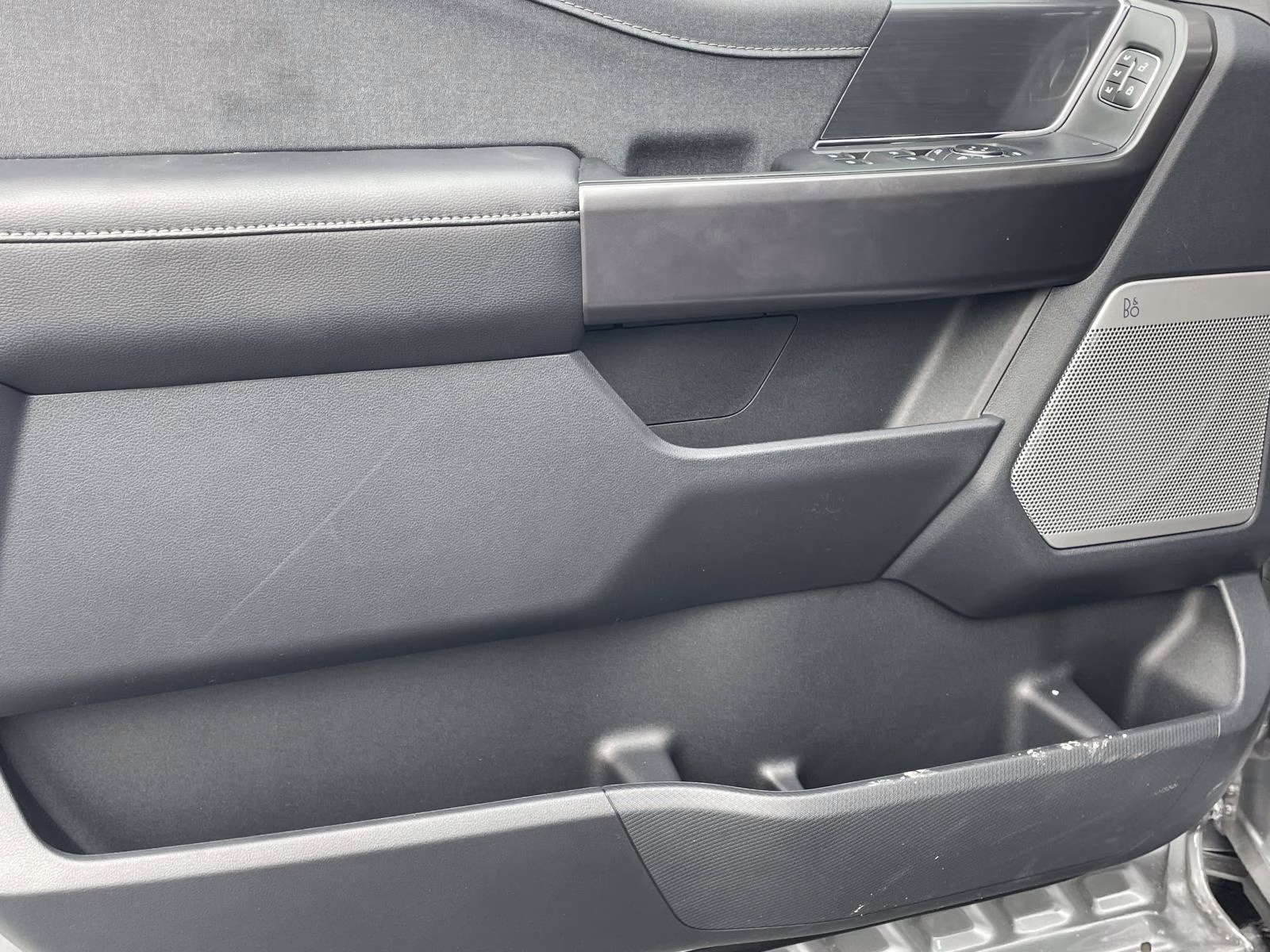 2026 Silver Metallic Ford F-150 Lariat 4X4 Truck