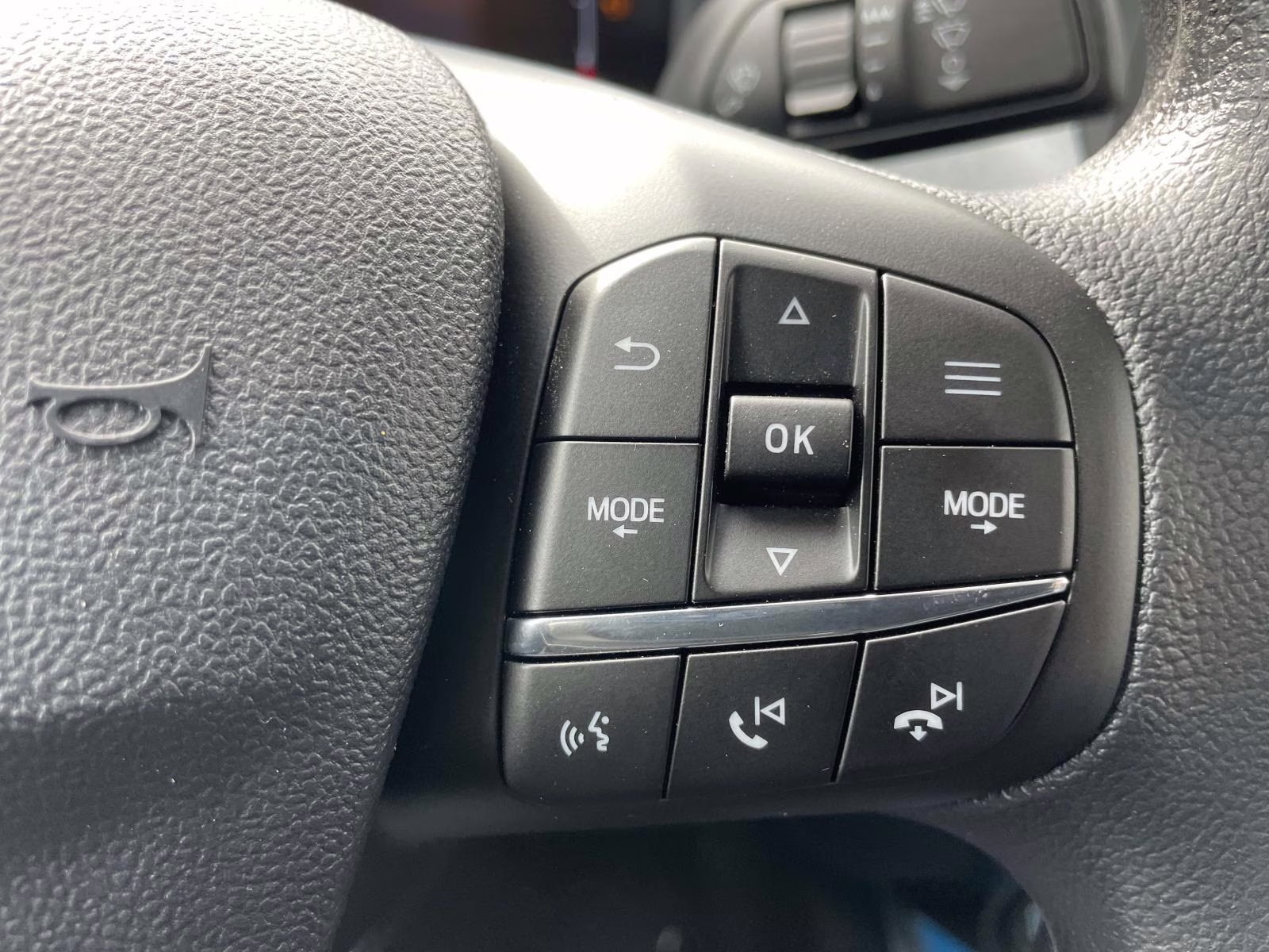 2026 Shadow Black Ford Maverick XLT AWD Truck