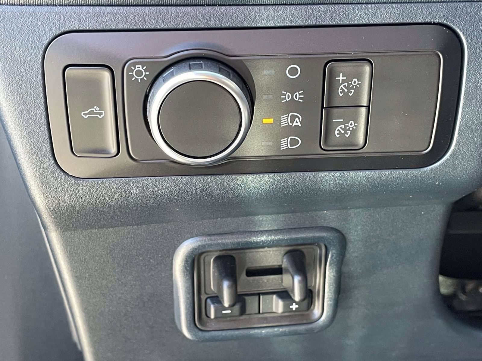 2026 Shadow Black Ford Maverick XLT AWD Truck