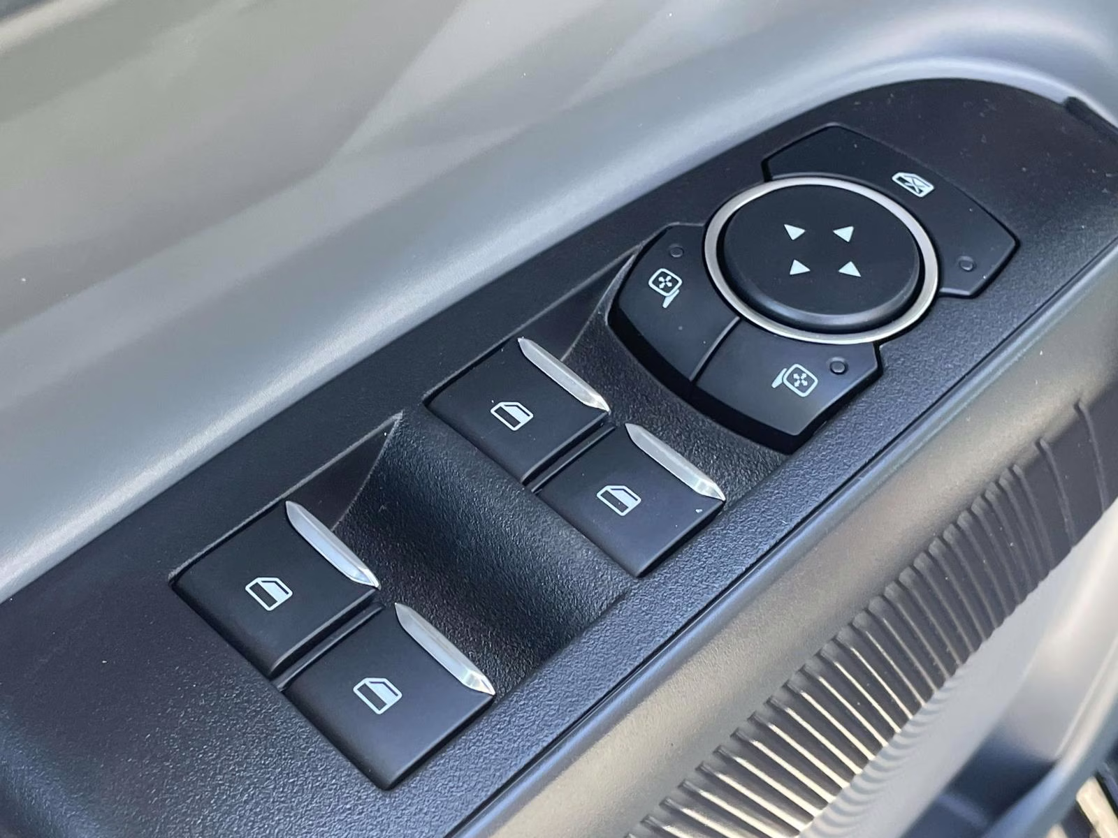 2026 Shadow Black Ford Maverick XLT AWD Truck