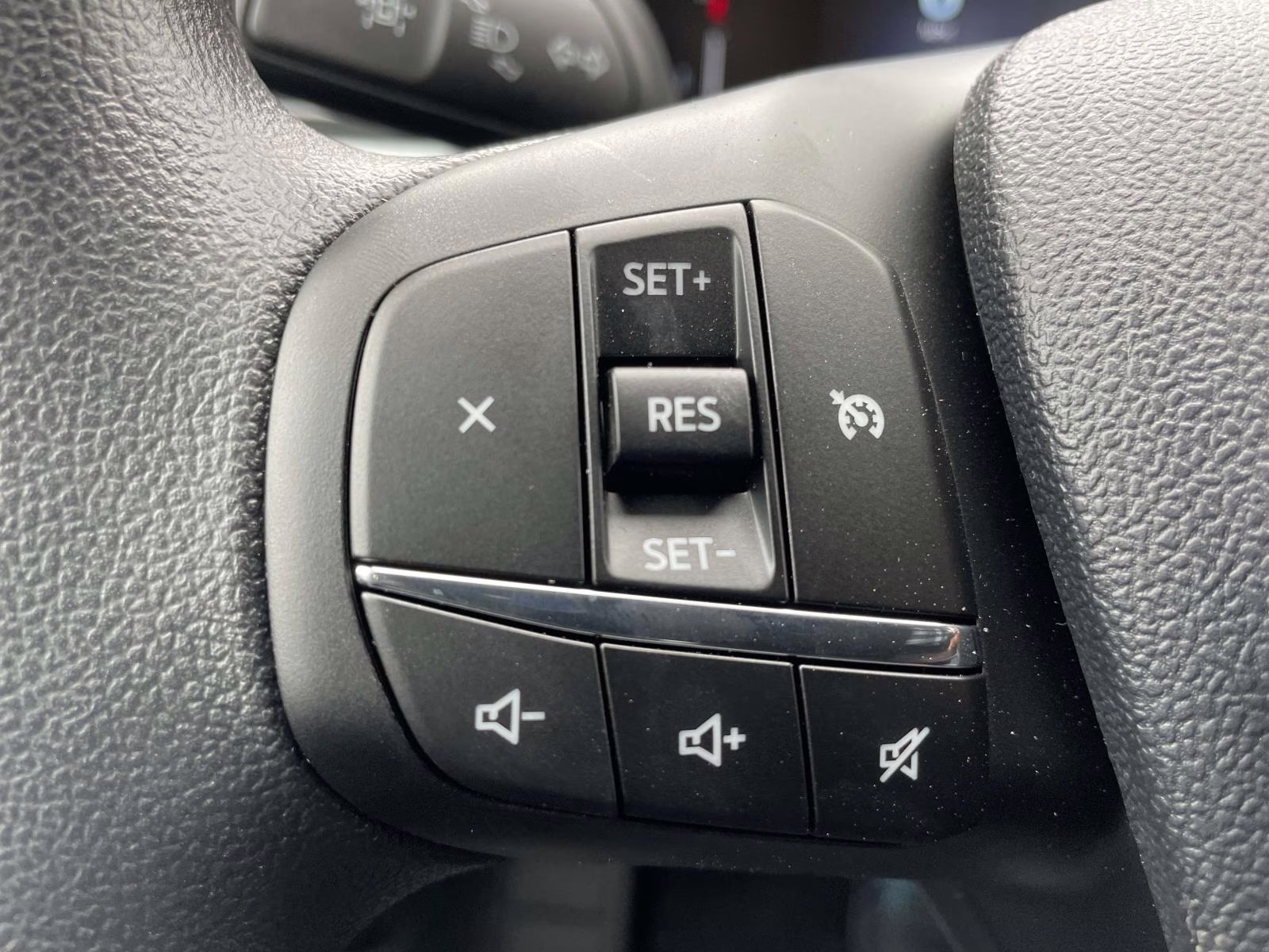 2026 White Metallic Ford Maverick XLT AWD Truck