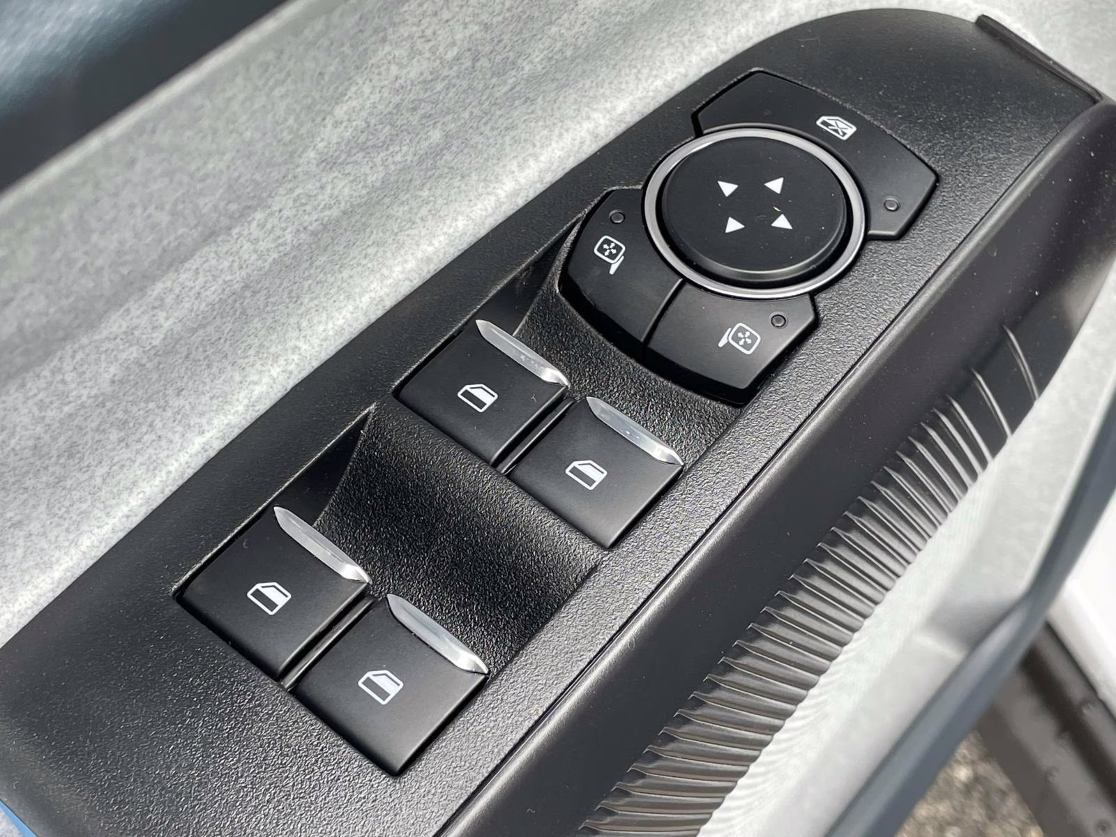 2026 White Metallic Ford Maverick XLT AWD Truck