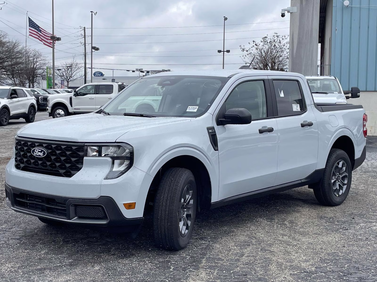 2026 White Metallic Ford Maverick XLT AWD Truck