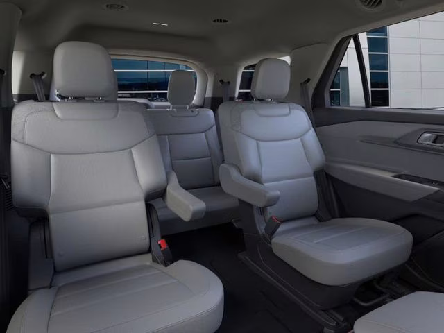 2026 Space White Metallic Ford Explorer Active 4X4 SUV