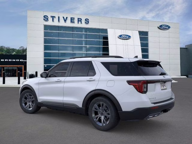 2026 Space White Metallic Ford Explorer Active 4X4 SUV