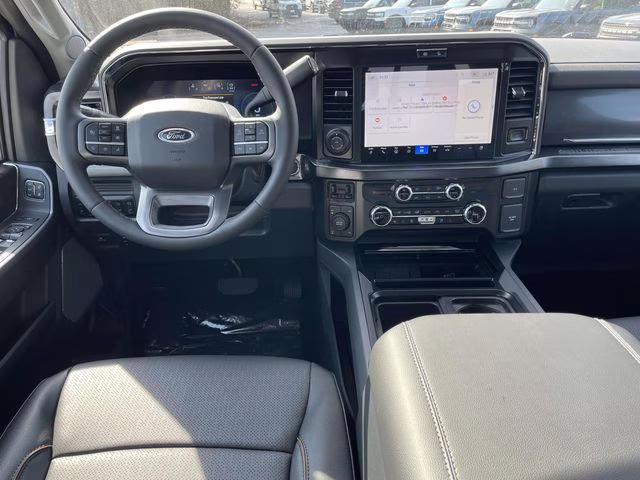 2026 White Metallic Ford Super Duty F-250 SRW Lariat 4X4 Truck