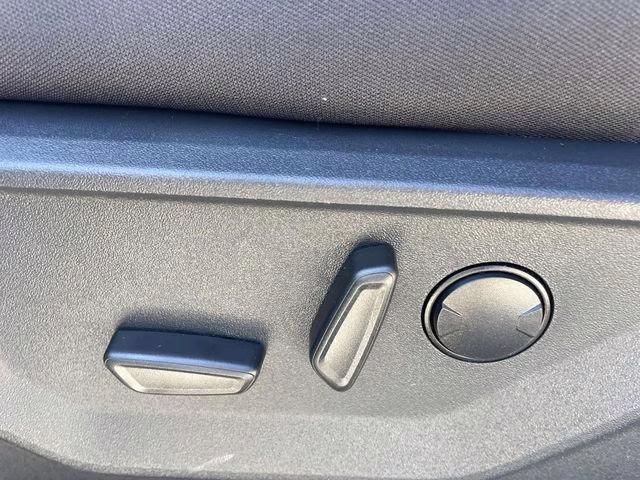 2026 Avalanche Ford F-150 XLT 4X4 Truck