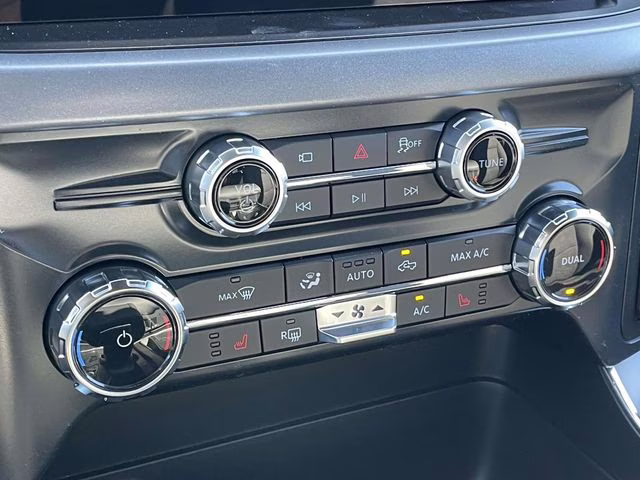 2026 Avalanche Ford F-150 XLT 4X4 Truck