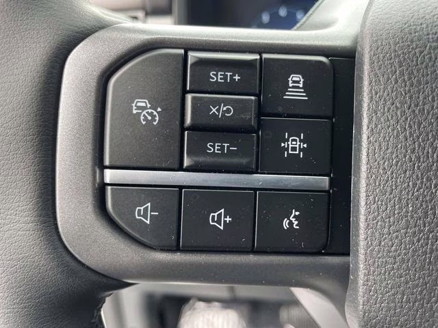 2026 Oxford White Ford F-150 Lariat 4X4 Truck