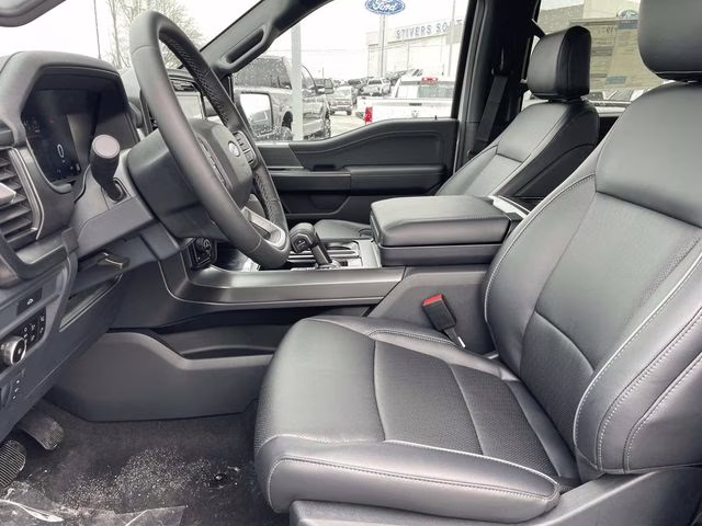 2026 Oxford White Ford F-150 Lariat 4X4 Truck