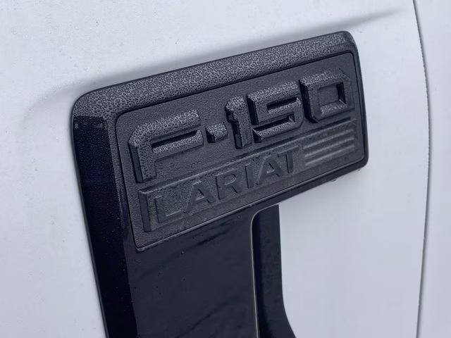 2026 Oxford White Ford F-150 Lariat 4X4 Truck
