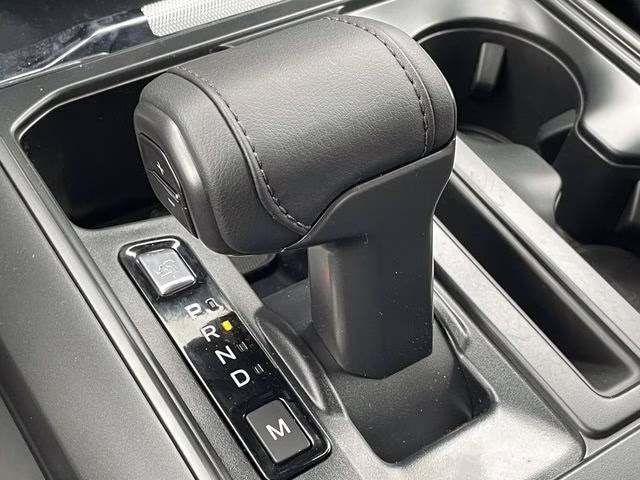 2026 Oxford White Ford F-150 Lariat 4X4 Truck