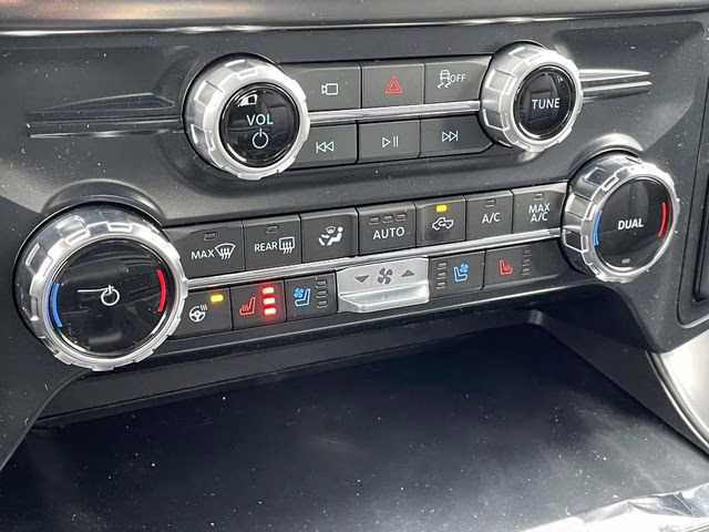 2026 Oxford White Ford F-150 Lariat 4X4 Truck