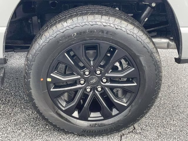 2026 Silver Metallic Ford F-150 Lariat 4X4 Truck