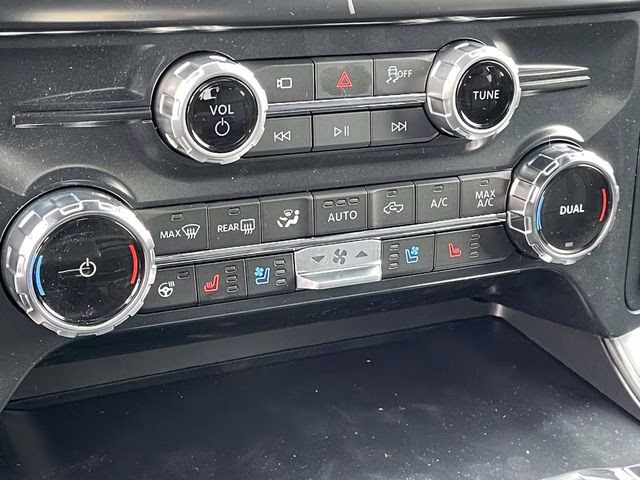 2026 Silver Metallic Ford F-150 Lariat 4X4 Truck