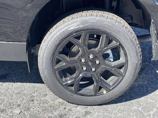 2026 Shadow Black Ford Maverick XLT AWD Truck