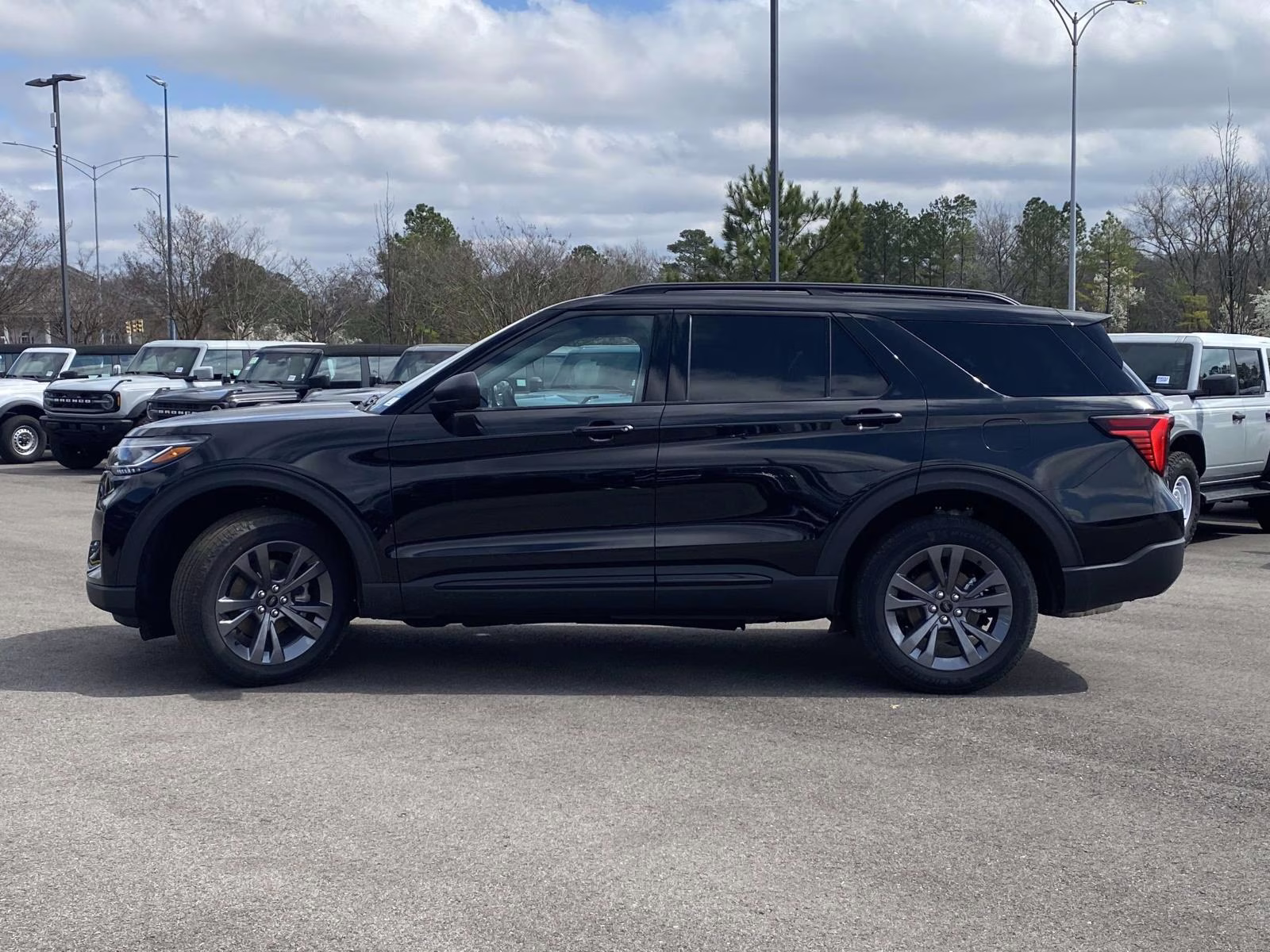 2026 Black Metallic Ford Explorer Active 4X4 SUV