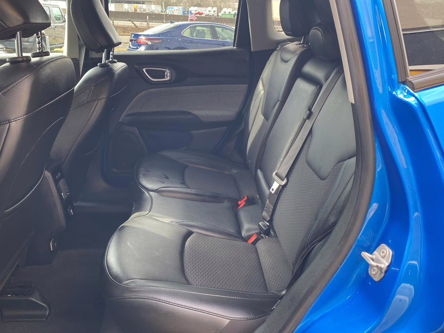 2022 Laser Blue Pearlcoat Jeep Compass Latitude 4X4 SUV