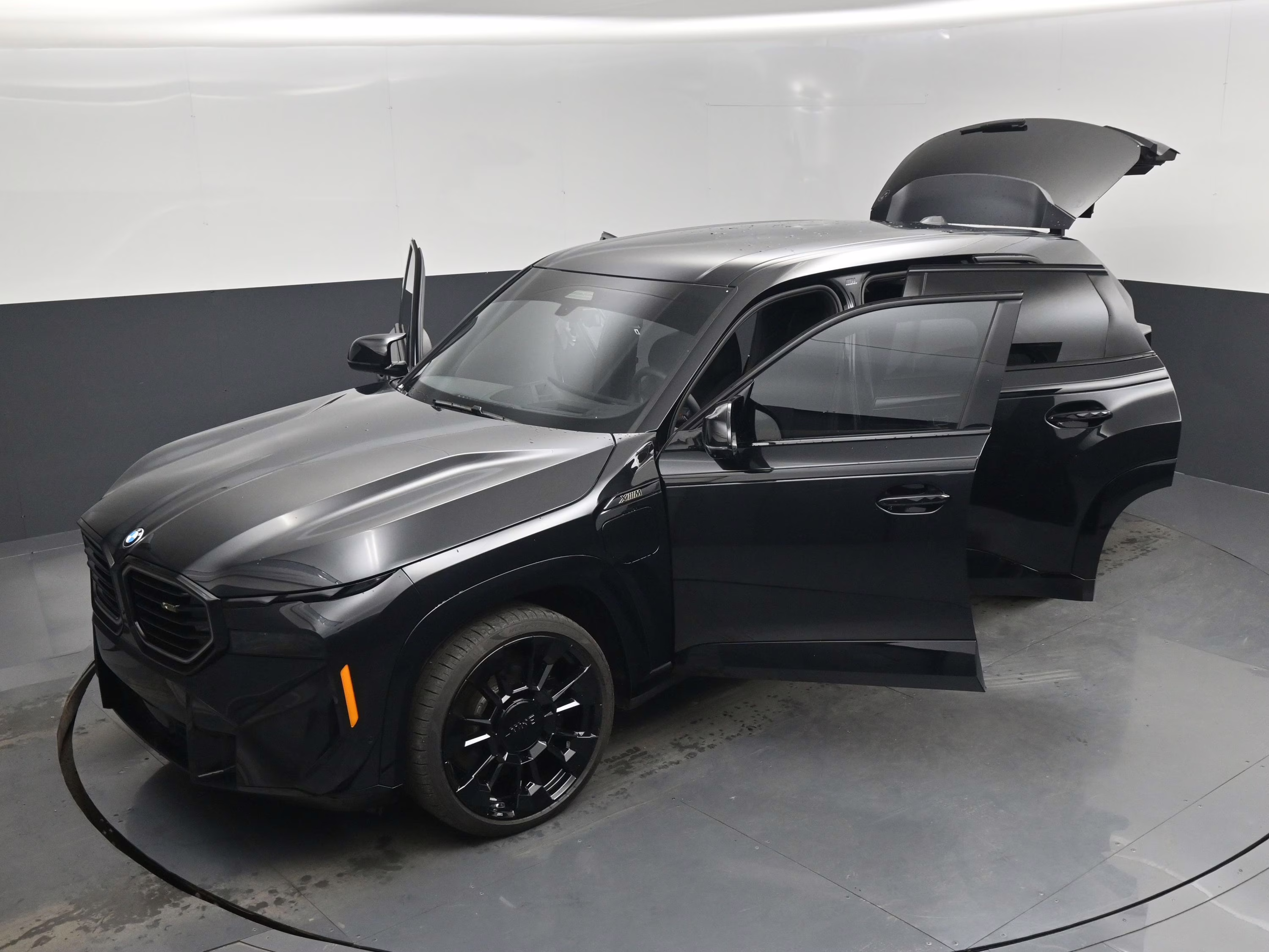 2025 Black Sapphire Metallic BMW XM Base AWD SUV