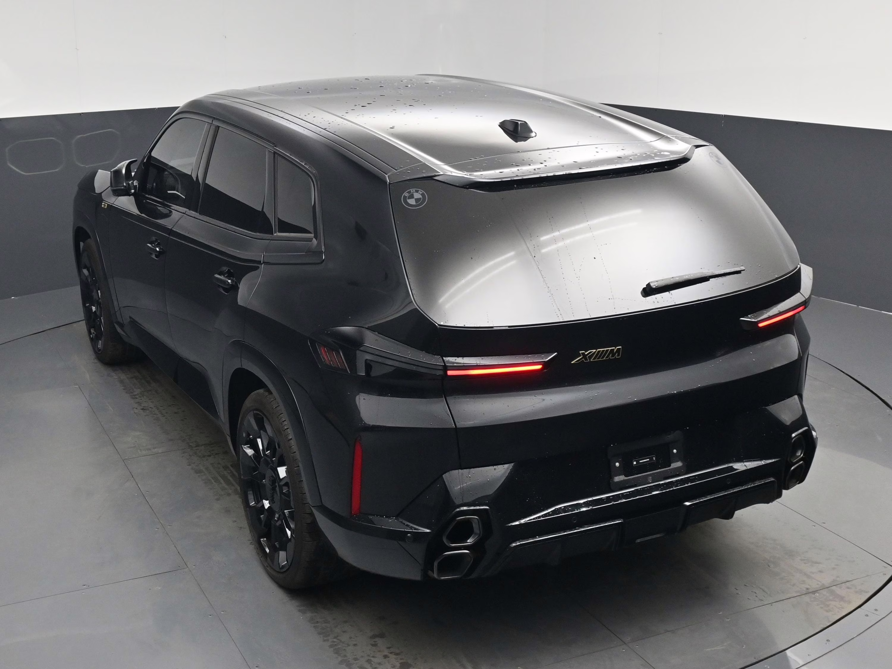 2025 Black Sapphire Metallic BMW XM Base AWD SUV