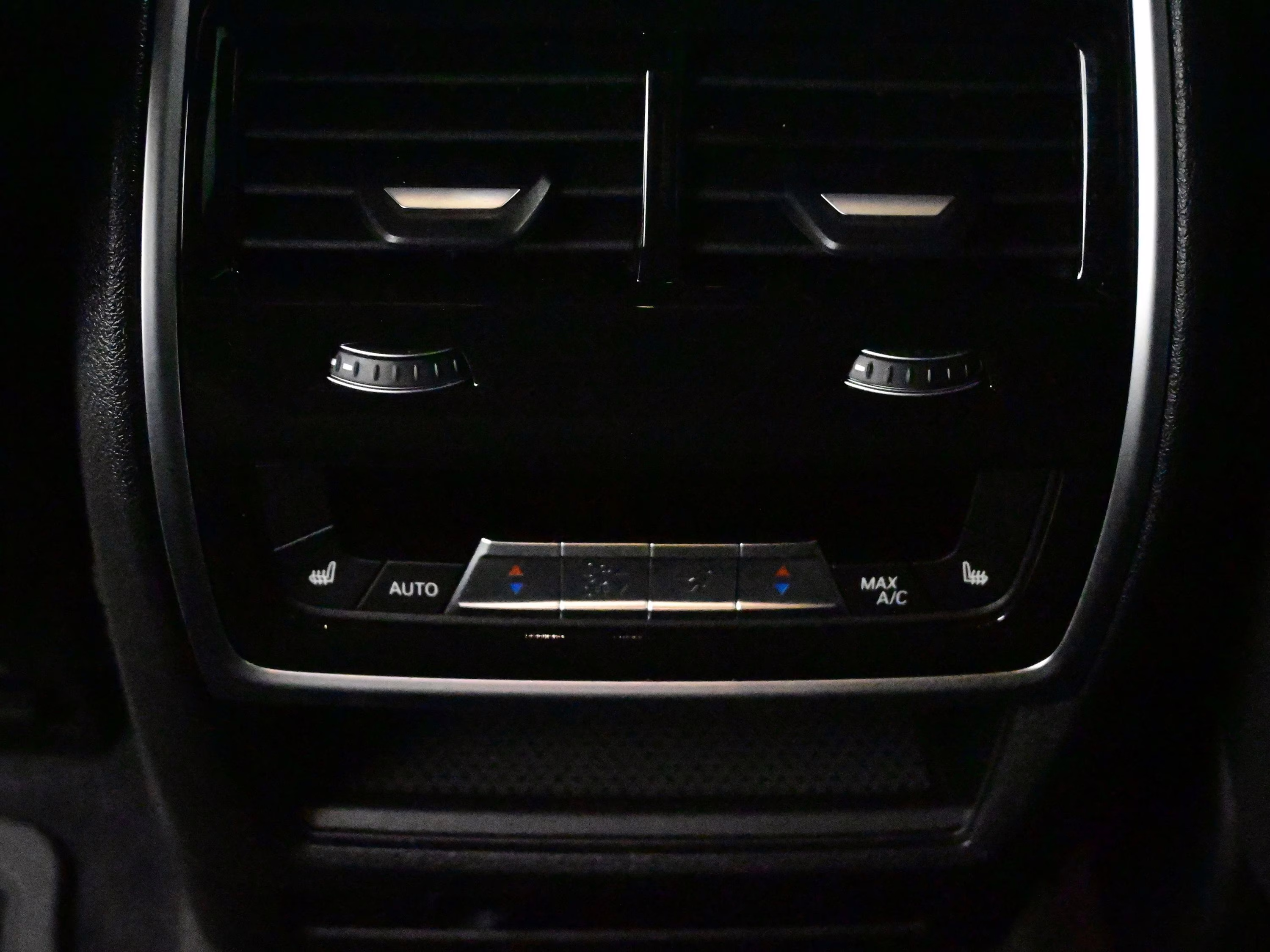 2025 Black Sapphire Metallic BMW XM Base AWD SUV