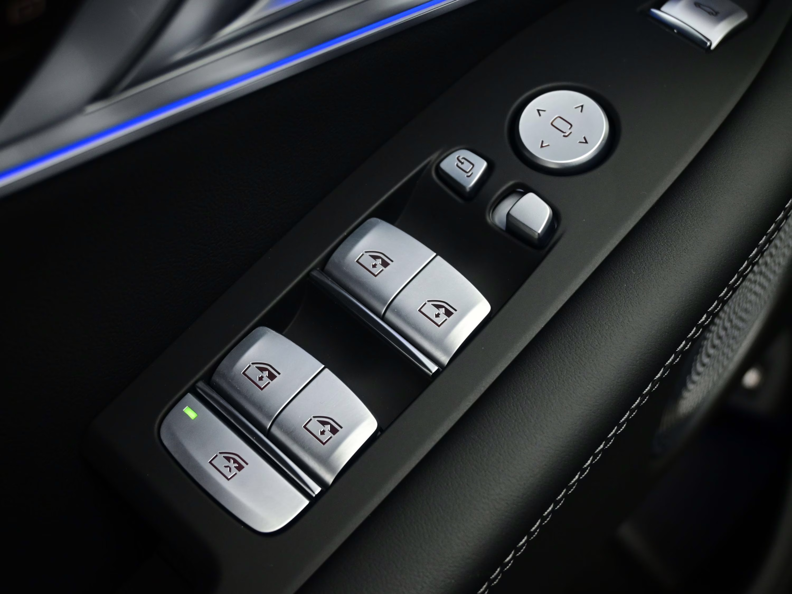 2025 Black Sapphire Metallic BMW XM Base AWD SUV